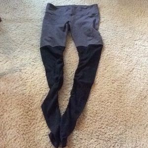 Alo Yoga Goddess Legging